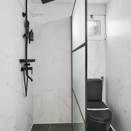 Modern 2bdr House In By Lovelystay * Quarteira